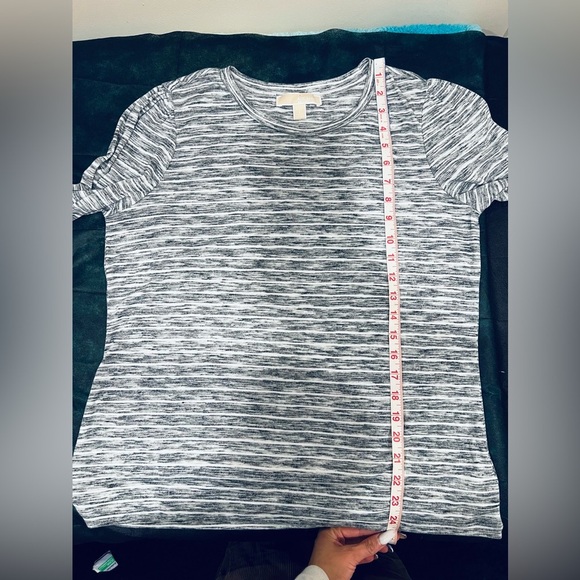 🔥Michael Kors Blouse🔥 - Picture 3 of 4